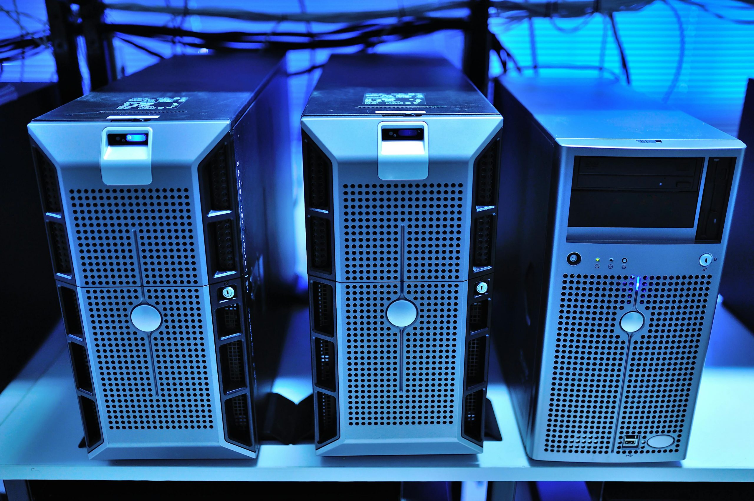 Home server and NAS units backed up by ATENCO LT1E UPS